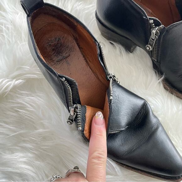 Frye | Womens Sacha Moto Shootie Short Ankle Booties Boot Black Leather Snip Toe - Picture 3 of 11